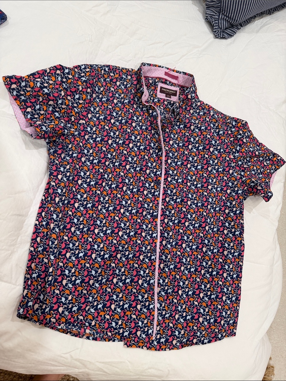 Men's Short-Sleeve Button-Up Shirt in Navy Flamingo Print JOHNSON AND MURPHY